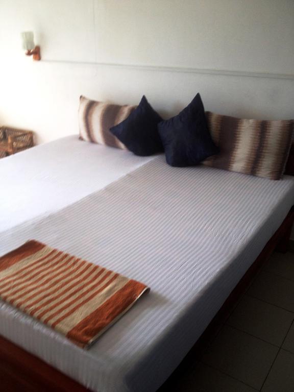 Sea Drift Hotel Negombo Exterior foto